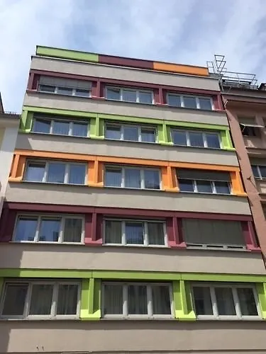 Hotel S16 München